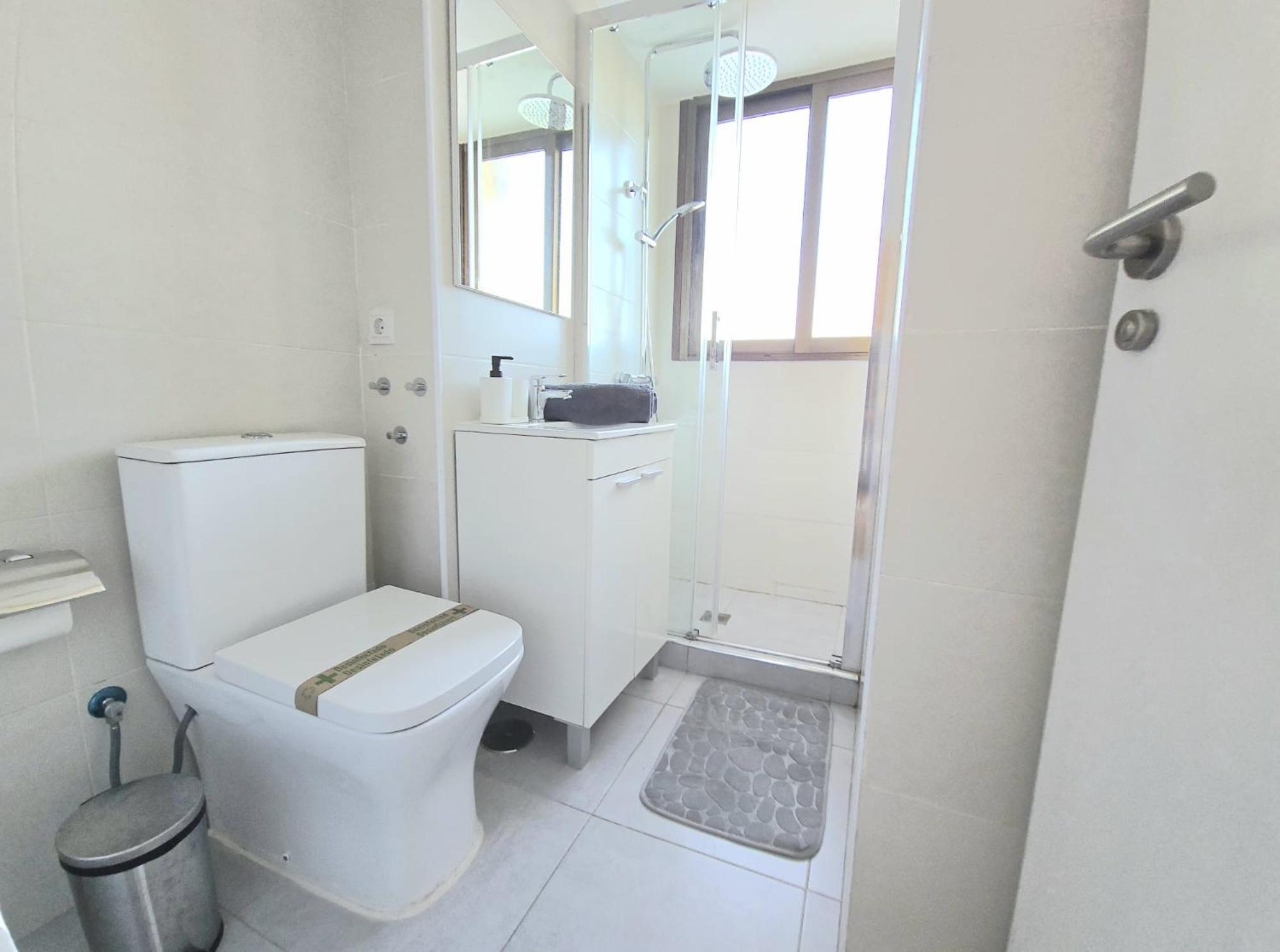 Nogalera Rainbow 2-Bedroom Apartment, Pool And Parking By Namaste Elite Torremolinos Exteriör bild